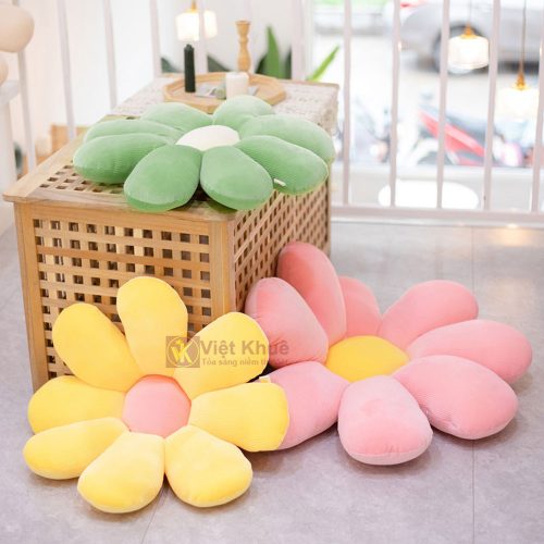 gối tựa hình bông hoa