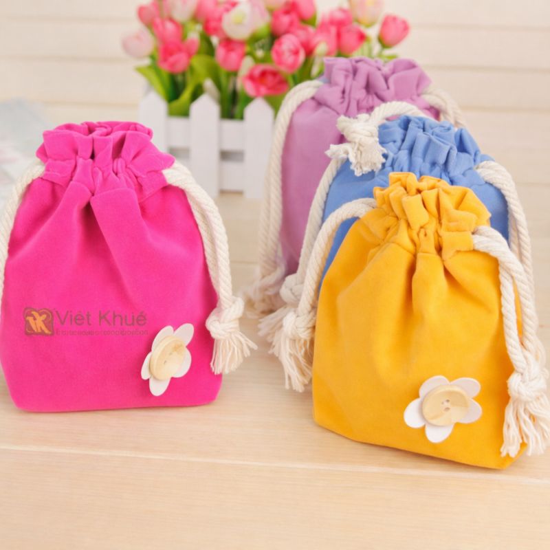 tui-vai-rut-day-in-logo-2